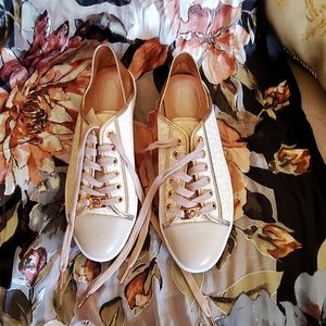 Brand New Michael Kors low top sneakers